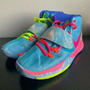 Nike *COLORFUL* Kyries